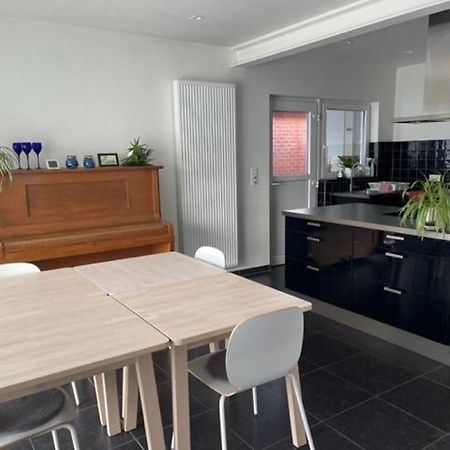 Fokus Praktijkhuis Hotel Dessel Bagian luar foto