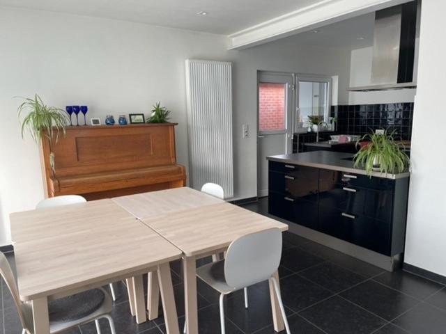 Fokus Praktijkhuis Hotel Dessel Bagian luar foto